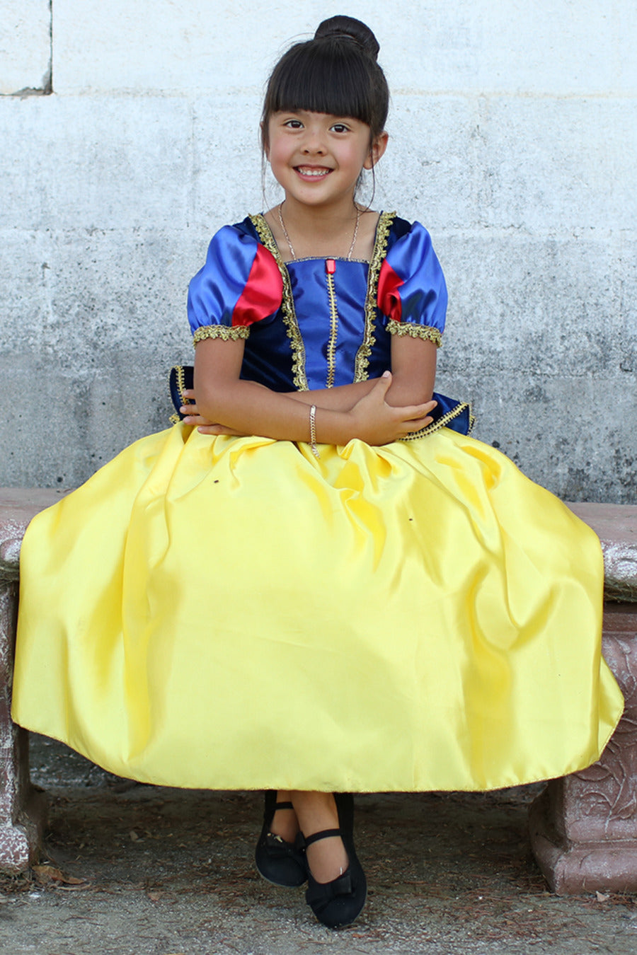 Deluxe Snow White Gown (Size 7-8)