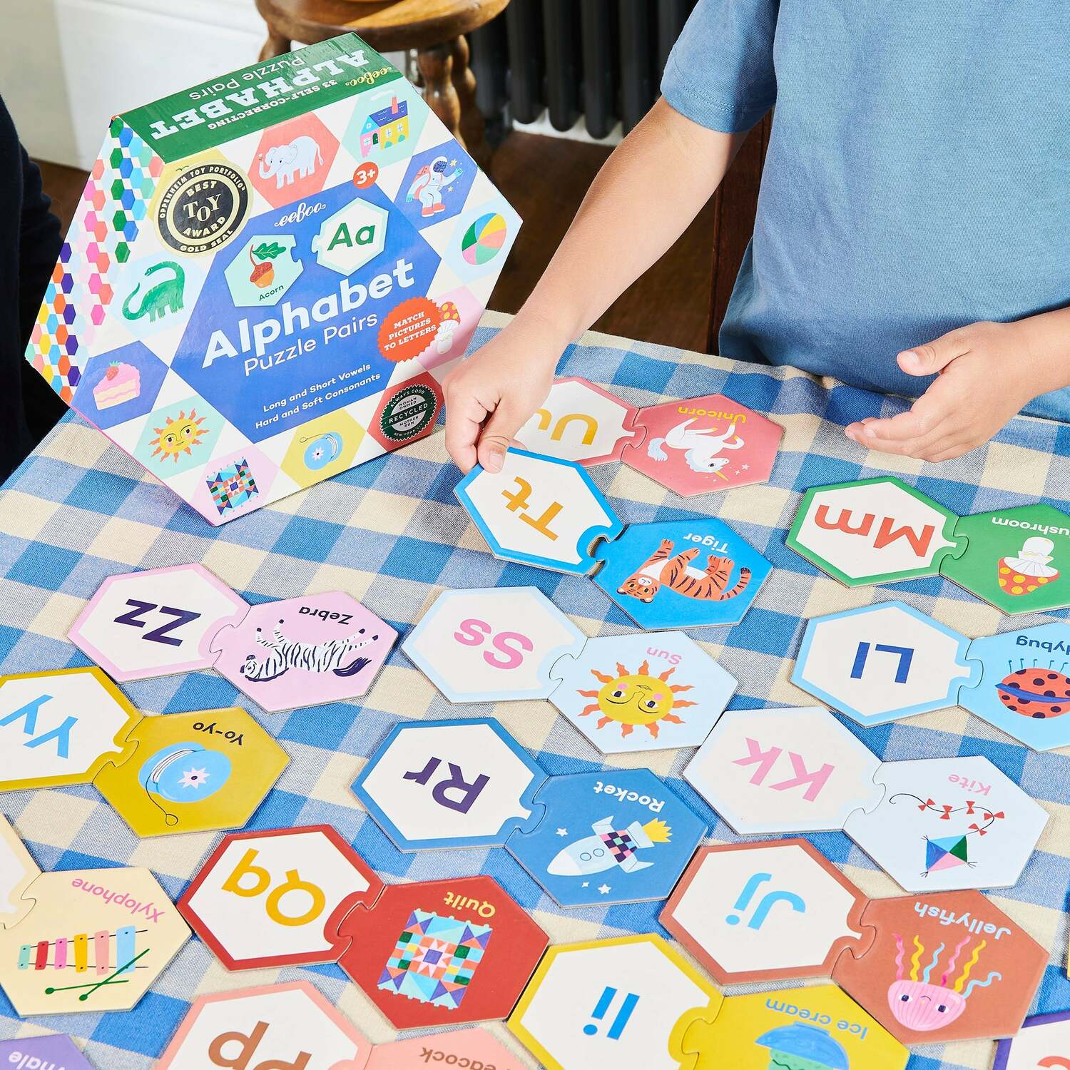 Alphabet Hexagon (hexagon puzzle pairs)