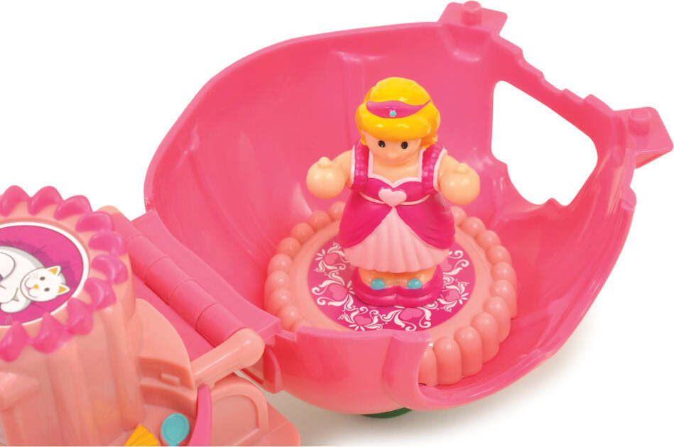 Pippa's Princess Carriage