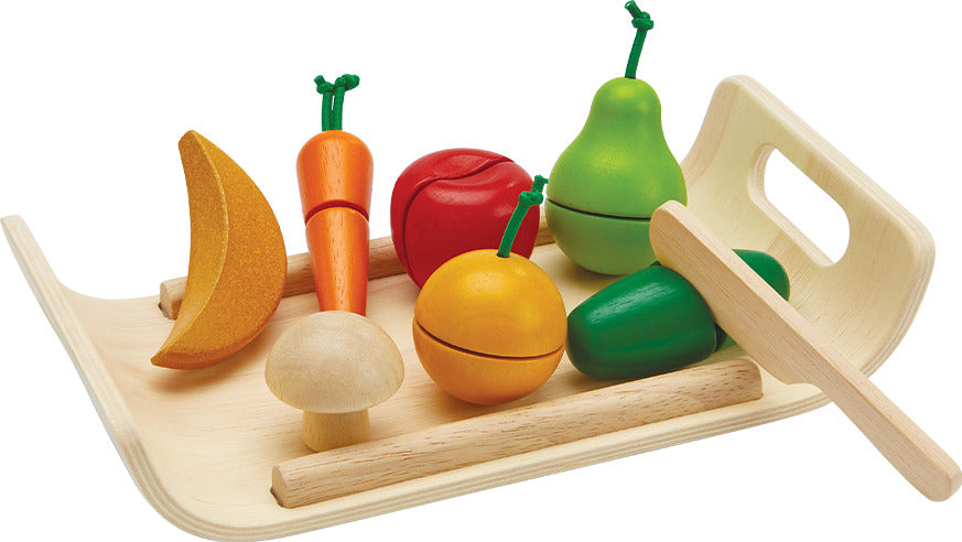 Assorted Fruit & Vegetable
Wooden tray with pear, apple, carrot, banana, mushroom, cucumber, and orange. Pear, orange, apple and cucumber and carrot are able to cut in half with velcro and the wooden knife included. 